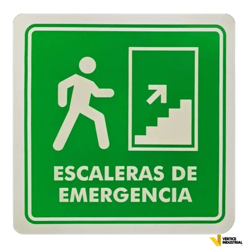 ESCALERAS DE EMERGENCIA (SUBE, DERECHA)