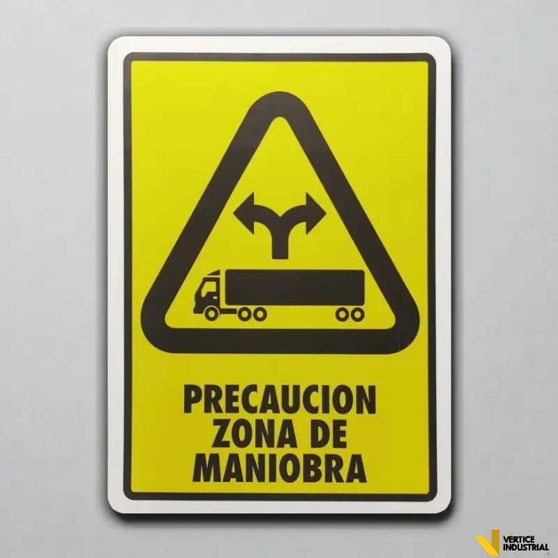 PRECAUCIÓN ZONA DE MANIOBRA